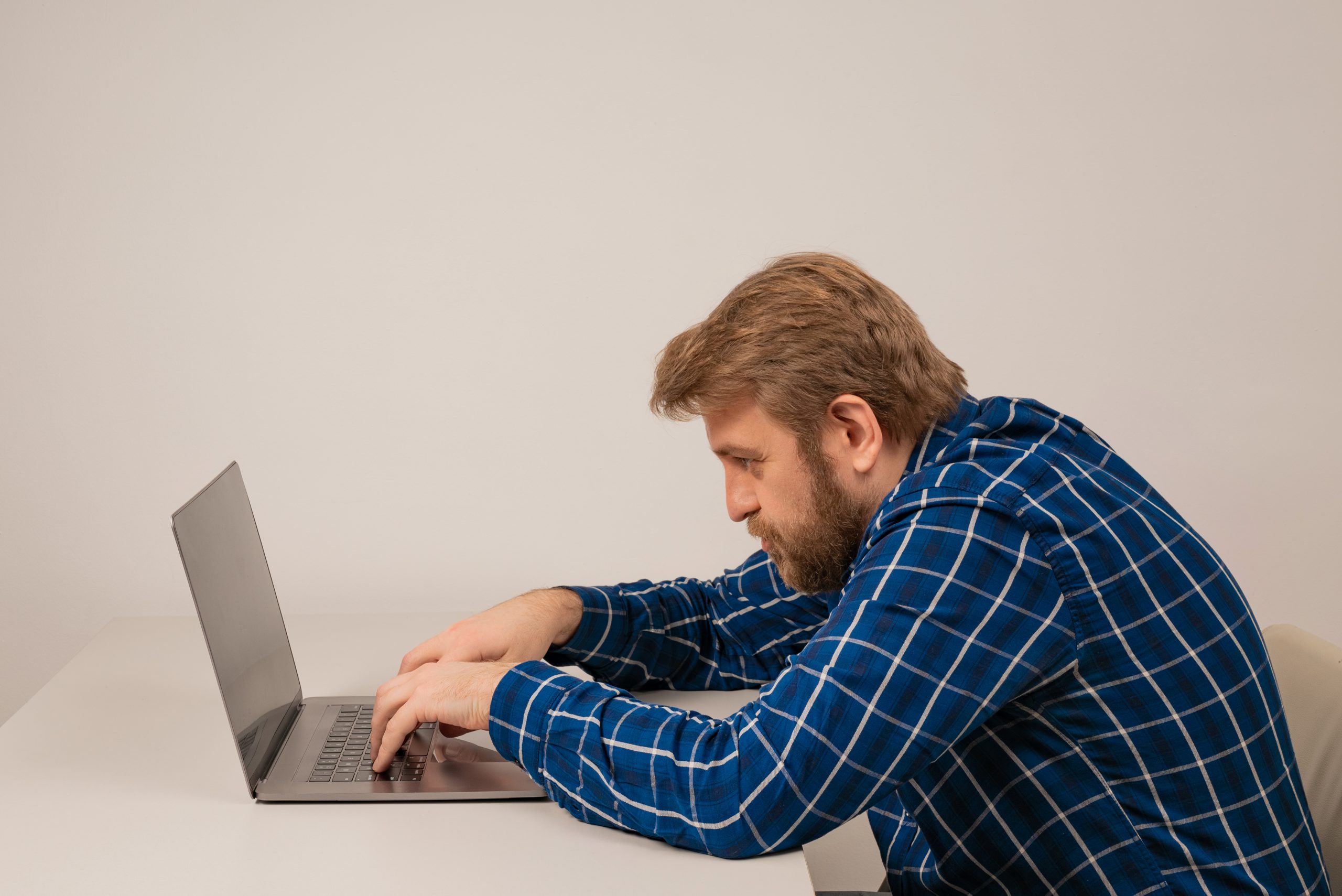 Mauvaise posture dos au travail